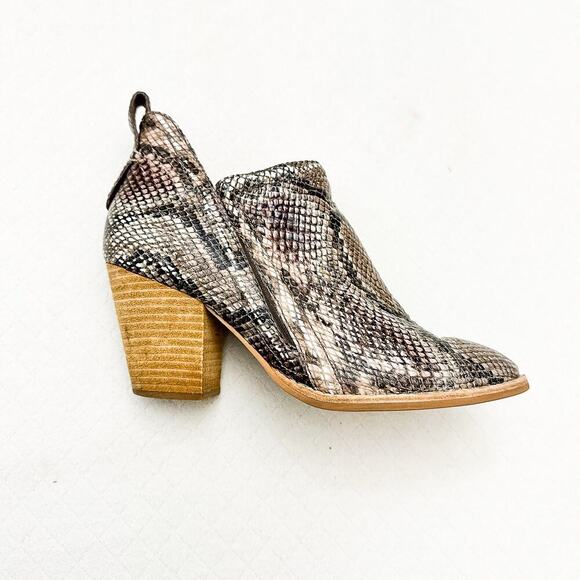 Jeffrey Campbell Rosalee Snakeskin Animal Printed Leather Bootie Size 7 - Picture 7 of 7